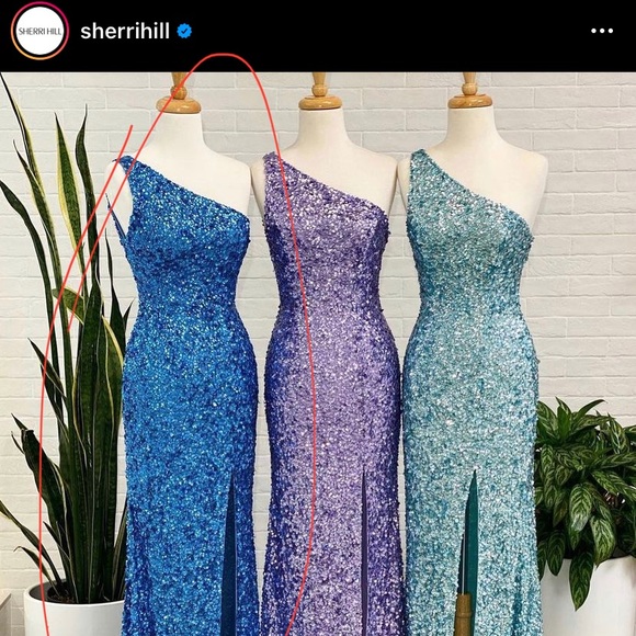 Sherri Hill 2020 Prom Dress - Picture 3 of 9